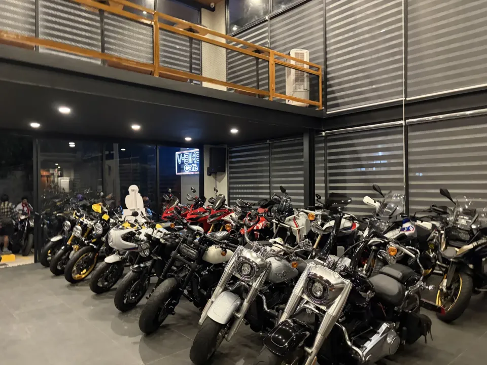 Photo 4 of V Bikes Motors & Cafe